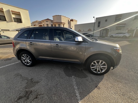 Yanbu, Vehicles, Cars & Trucks , SAR 30000,  Ford Edge Limited,  2013,  Automatic,  219000 KM,    For Sale. Price 30,000 SAR (Negotiable).