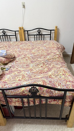 Dammam, Furniture, SAR 1,  Bed And Table