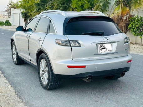 Manama, Vehicles, Cars & Trucks , BHD 1600,  Infiniti FX,  2008,  193000 KM,  Full Option FX35 For Sale - With Sunroof