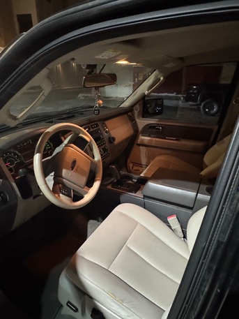 Jeddah, Vehicles, Cars & Trucks , SAR 20,  Ford Expedition XLT,  2014,  Automatic,  260000 KM,  Ford Expedition LTX , Used, For Sale