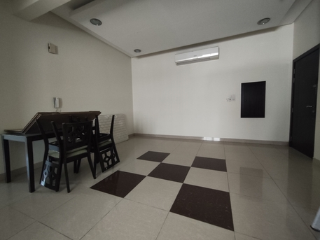 Juffair, Apartments, Flats, Houses & Villas, BHD 230/year,  2 BR,  Amazing Offer Gorgeous Semi Frunished 2bhk At Juffair Just 250