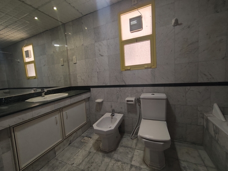 Juffair, Apartments, Flats, Houses & Villas, BHD 500/year,  3 BR,  Amazing Offer 3 Bhk At Juffair Just 500