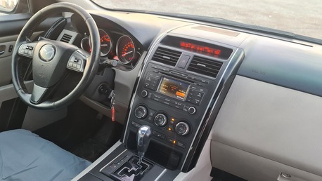 Juffair, Vehicles, Cars & Trucks , BHD 1850,  Mazda CX-09,  2011,  Automatic,  114000 KM,  Mazda CX-9  Full Option Instalments Option Available Single Owner Used