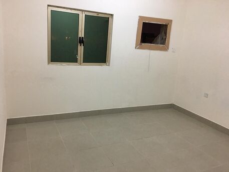 Manama, Staff Accomodation, BHD 200,  Eker: Staff/Labour  Accommodation For Rent (3-bedroom Flat)