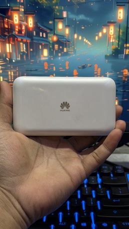 Manama, Electronics, BHD 15,  Huawei E5785Lh-92a 4G+ Pocket WiFi Unlocked  Works With Any SIM Card