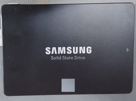 Khobar, Computers, SAR 550,  Samsung 870 EVO 1TB 2.5" SATA III SSD