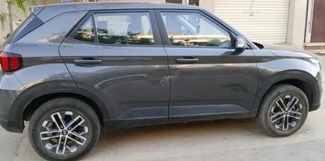 Riyadh, Vehicles, Cars & Trucks , SAR 48500,  HYUNDAI VENUE,  2024,  Automatic,  66000 KM,  NEAT AND CLEAN FREE OF ACCIDENT 3