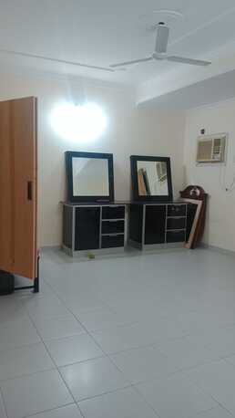 Isa Town, Rooms for Rent, BHD 85/month,  Furnished,  🏠 Furnished Room Available For Working Woman – Isa Town (Near Seef Mall)