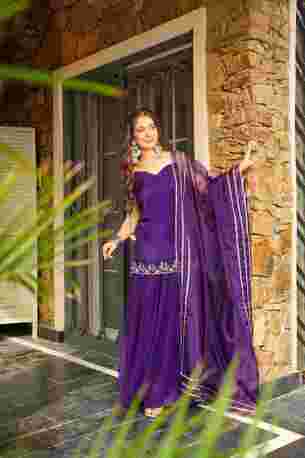 Jaipur, Clothing & Accessories, INR 6500,  Buy ZenAlyaa Zari Zikar Kurta Set Online