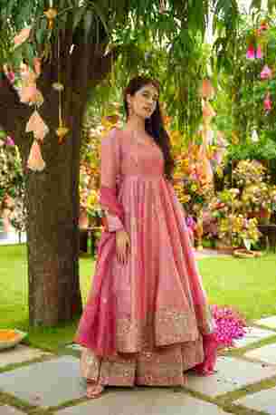 Jaipur, Clothing & Accessories, INR 7000,  Buy ZenAlyaa Regal Flamingo Suit Set Online