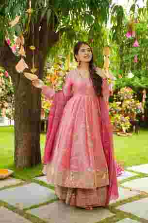 Jaipur, Clothing & Accessories, INR 7000,  Buy ZenAlyaa Regal Flamingo Suit Set Online