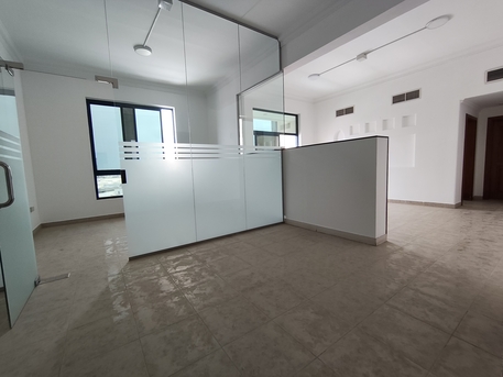 Manama, Offices, BHD 350,  Seef:- 2Bhk Commercial Flat/Office On Rent..