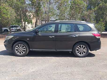 Manama, Vehicles, Cars & Trucks , BHD 2900,  NISSAN PATHFINDER,  2015,  Automatic,  81000 KM,  AGENCY SERVICE
