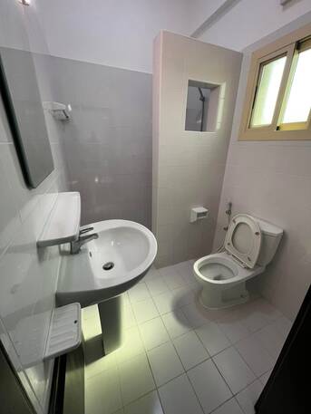 Adliya, Housing Exchanges, BHD 300/month,  2 BR,  120 Sq. Meter,  Unlimited EWA Big 2 Bed Room 2 Bathroom Apartment In New Energy Efficient Building
