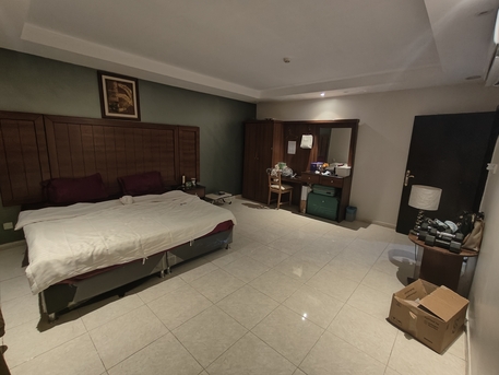 Ghirnatah, Rooms for Rent, SAR 5500/month,  Female Flat Mate Wanted (Amount Mentioned To Be Shared By 2)