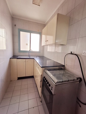 Hoora, Apartments, Flats, Houses & Villas, BHD 200/month,  Furnished,  1 BR,  - Parking, WiFi - Fully Furnished 1 BHK Flat With Ewa @200/ BD In Hoora