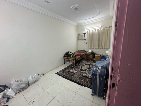 Jeddah, Rooms for Rent, SAR 850/year,  Single Room For Rent Only 850 Including Electricity