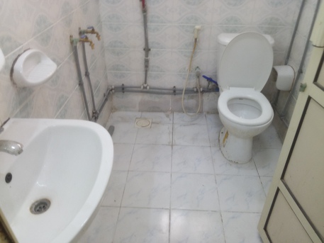 Salmaniya, Apartments, Flats, Houses & Villas, BHD 125/month,  2 BR,  2 Bedroom 1 Bathroom Flat For Rent In Salmaniya
