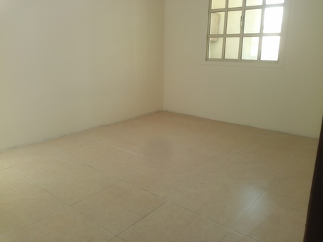 Salmaniya, Apartments, Flats, Houses & Villas, BHD 125/month,  2 BR,  2 Bedroom 1 Bathroom Flat For Rent In Salmaniya