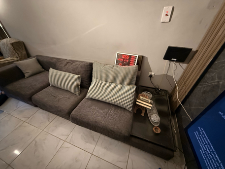 Riyadh, Furniture, SAR 1,  For Sale: Luxury Sofa Set From City W