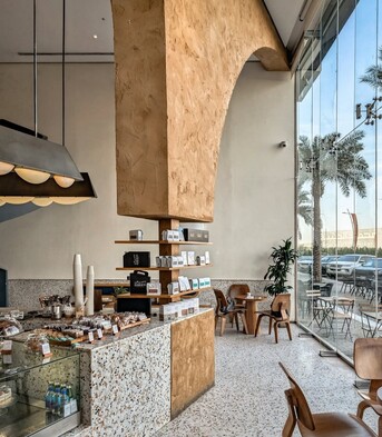 Jeddah, Jobs, Hiring: Experienced Specialty Barista & Cleaners.