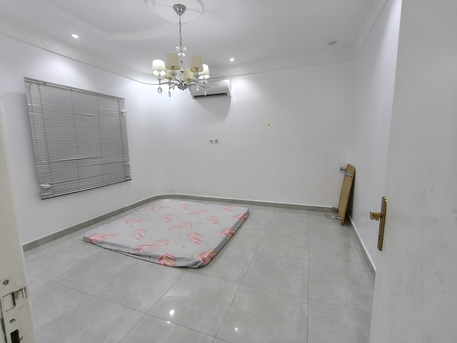 Riyadh, Rooms for Rent, SAR 1500/month,  Semi Furnished One Room For Rent In A 3 Room Family Apartment For Family Or Lady