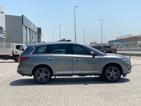 Manama, Vehicles, Cars & Trucks , BHD 5900,  Infiniti QX60,  2018,  Automatic,  132000 KM,  Infiniti QX-60  (Grey)