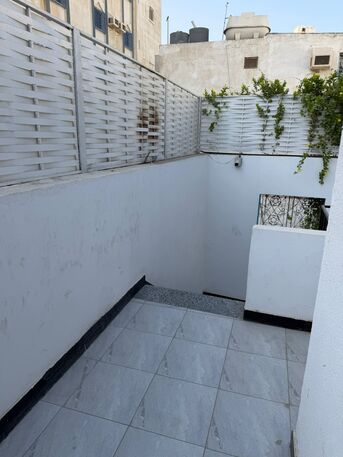 Al Sharafiyah, Rooms for Rent, SAR 700/month,  Furnished,  250 Sq. Feet,  Looking For A Single Person (working Professional Or Student) To Share A Room.