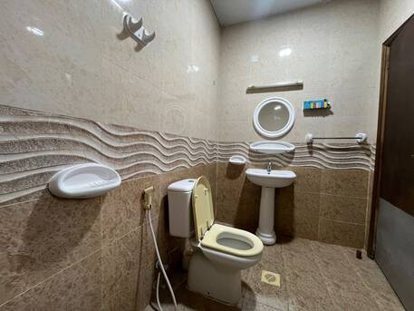 Gudaibiya, Apartments, Flats, Houses & Villas, BHD 260/month,  3 BR,  3BHK ROOM AVAILABLE ( GUDAIBIYA)