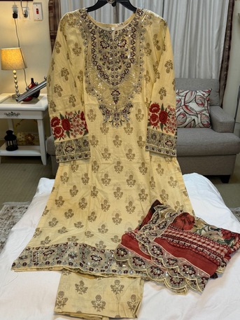 Khobar, Clothing & Accessories, Pakistani Stitched Dresses (Summer Sale)