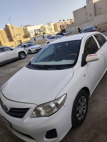 Riyadh, Vehicles, Cars & Trucks , SAR 25000,  Toyota Corolla 2013 For Sale!,  2013,  Automatic,  437662 KM,  ​🚗