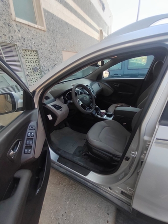 Dammam, Vehicles, Cars & Trucks , SAR 41000,  Hyundai Tucson,  2016,  Automatic,  167000 KM,  4 Cylinder, Moonroof, Continental Tyres