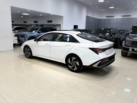Manama, Vehicles, Cars & Trucks , BHD 7600,  Hyundai Elantra,  2025,  Automatic,  1 KM,    (White)