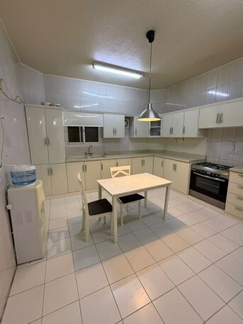 Al Yarmouk, Apartments, Flats, Houses & Villas, SAR 3300/month,  3 BR,  Riyadh, Apartment For Rent In Al Yarmouk Neighborhood Exit 9