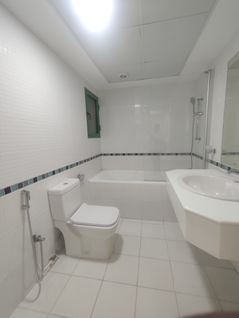 Juffair, Apartments, Flats, Houses & Villas, BHD 370/year,  Amazing Offer 2 Bhk At Juffair Just 370