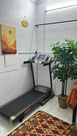 Khobar, Sporting Goods, SAR 900,  Health Sport T410 Motorized Treadmill - Excellent Condition - 900 SAR