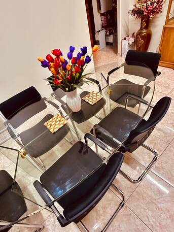 Dammam, Furniture, SAR 800,  Elegant Dining Table Six Chair Tempered Glass Table