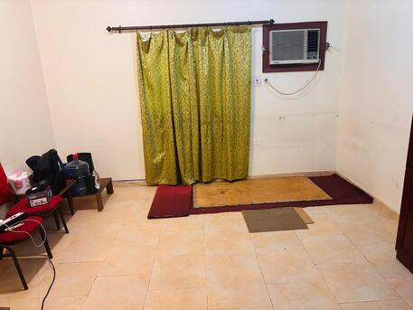 Dammam, Rooms for Rent, 1 Studio Space For Rent