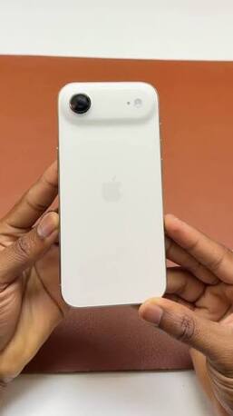 Salamah, Mobile Phones, SAR 2960,  IiPhone 17 Air 256GB White &ndash; Like New
