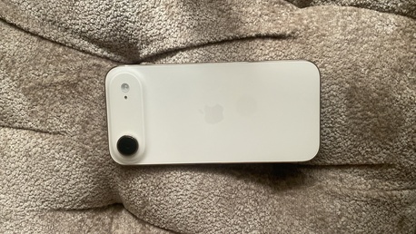 Salamah, Mobile Phones, SAR 2960,  IiPhone 17 Air 256GB White &ndash; Like New