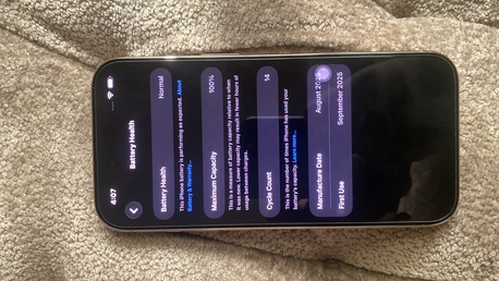Salamah, Mobile Phones, SAR 2960,  IiPhone 17 Air 256GB White &ndash; Like New