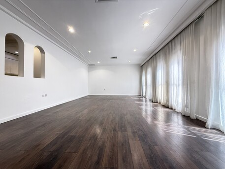 Kuwait City, Apartments, Flats, Houses & Villas, KWD 850/month,  4 BR,  Jabriya &ndash; Spacious, Four Bedroom Floor With Balcony