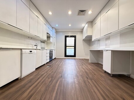 Kuwait City, Apartments, Flats, Houses & Villas, KWD 850/month,  4 BR,  Jabriya &ndash; Spacious, Four Bedroom Floor With Balcony