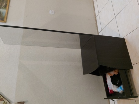 Riyadh, Furniture, SAR 130,  HomeBox Mini Dressing Table With Tall Mirror