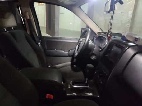 Riyadh, Vehicles, Cars & Trucks , SAR 12500,  Ford Explorer,  2010,  Automatic,  264460 KM,