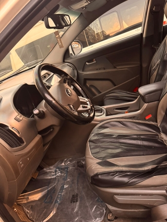 Al Thuqbah, Vehicles, Cars & Trucks , SAR 30000,  Kia Sportage,  2013,  Automatic,  400000 KM,   Full Option For Sale