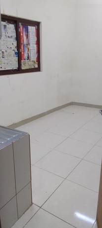 Salmaniya, Rooms for Rent, ROOM FOR RENT