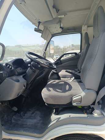 Riffa, Vehicles, Cars & Trucks , BHD 4600,  HINO,  2016,  Manual,  117000 KM,  - XZU710L -6 WHEEL