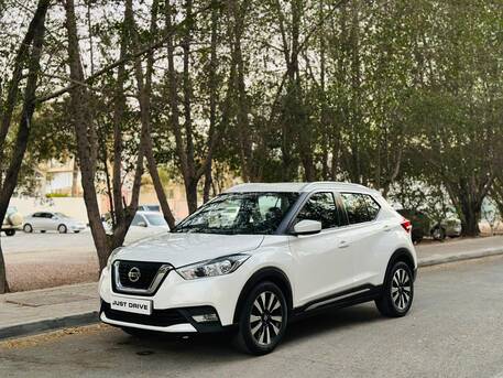 Segaya, Vehicles, Cars & Trucks , BHD 3750,  Nissan Kicks,  2018,  Automatic,  77000 KM,  NIISSAN KICKS   MODEL WELL MAINTAINED SUV CALL OR WHATSAPP ON 35400768 ,33665080