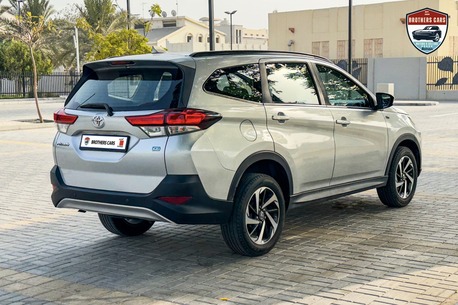 Manama, Vehicles, Cars & Trucks , BHD 100,  TOYOTA RUSH,  2023,  Automatic,  86000 KM,    MODEL FOR SALE